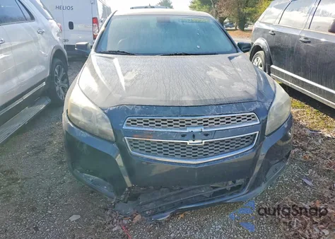 2015 Chevrolet Malibu 1Lt из США, поврежденный, VIN 1G11C5SL0FF105670